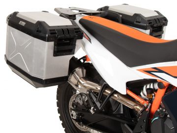 Juego Portaequipajes Cutout y Maletas Xplorer 40/37 Plata para KTM 790 Adventure (2024)