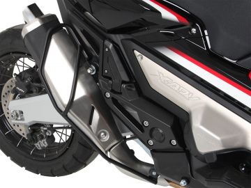 Estribo de protección tubo de escape color Negro para Honda X-ADV desde 2017 de Hepcobecker.